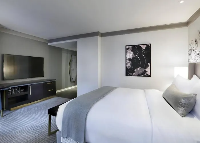 The Gwen, A Luxury Collection Hotel, Michigan Avenue Chicago