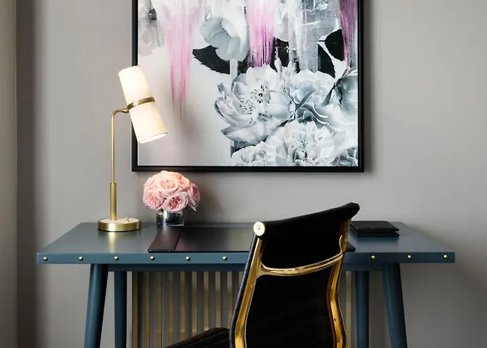 The Gwen, A Luxury Collection Hotel, Michigan Avenue Hotel Chicago