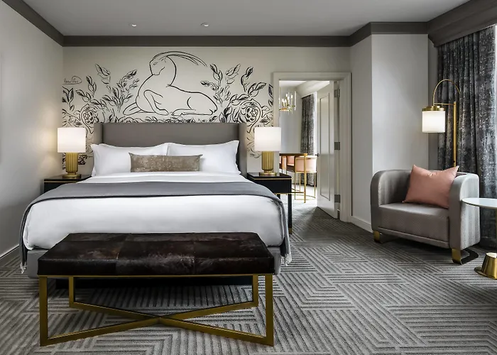 The Gwen, A Luxury Collection Hotel, Michigan Avenue Hotel Chicago
