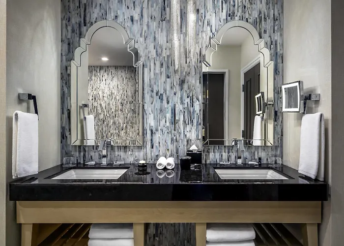 The Gwen, A Luxury Collection Hotel, Michigan Avenue Hotel 4*