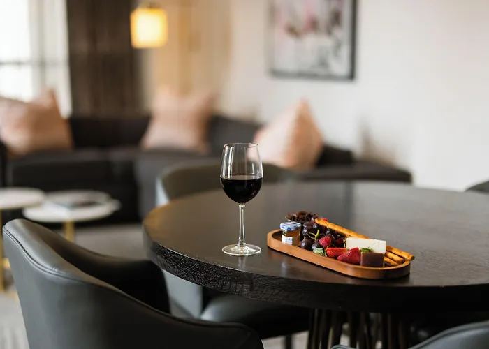 The Gwen, A Luxury Collection Hotel, Michigan Avenue Hotel